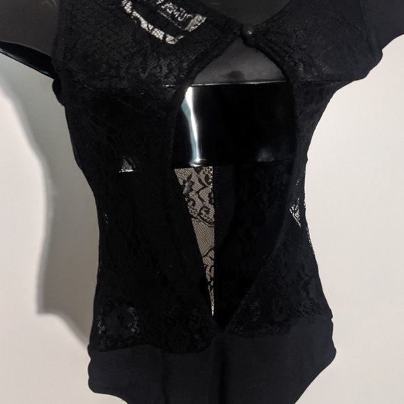 Sexy lace front body suit *NEW* *unworn* - Picture 3 of 5